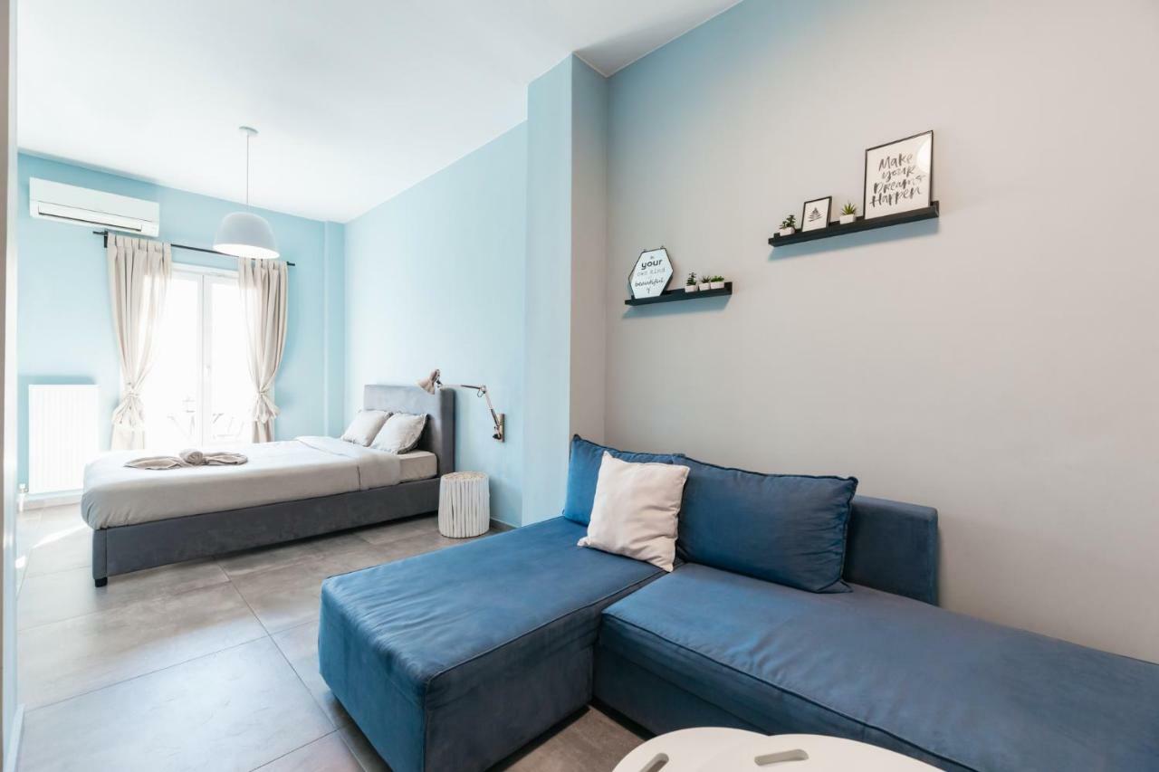 Modern White Tower Apartment Thessaloniki Exterior photo